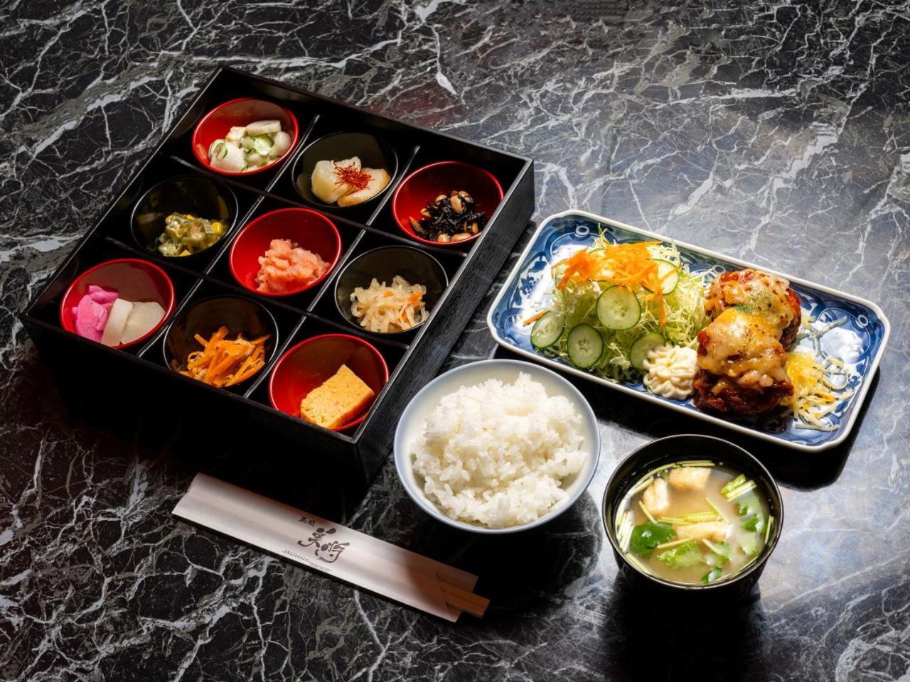Apa Hotel Tsukiji Ekiminami Tokyo prefektur Exteriör bild