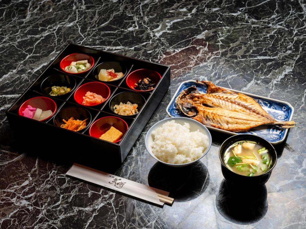Apa Hotel Tsukiji Ekiminami Tokyo prefektur Exteriör bild